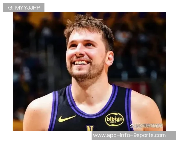 雷迪克称赞文森特在东契奇和小里身边有潜力适合担任首发位置