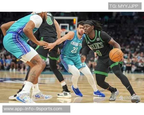 怀特末节爆发砍下14分全场贡献16分5板7助3断1帽正负值高达14