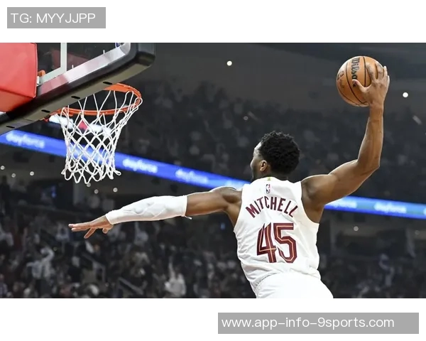 米切尔全场最高35分助球队获胜展现领袖风范与出色表现